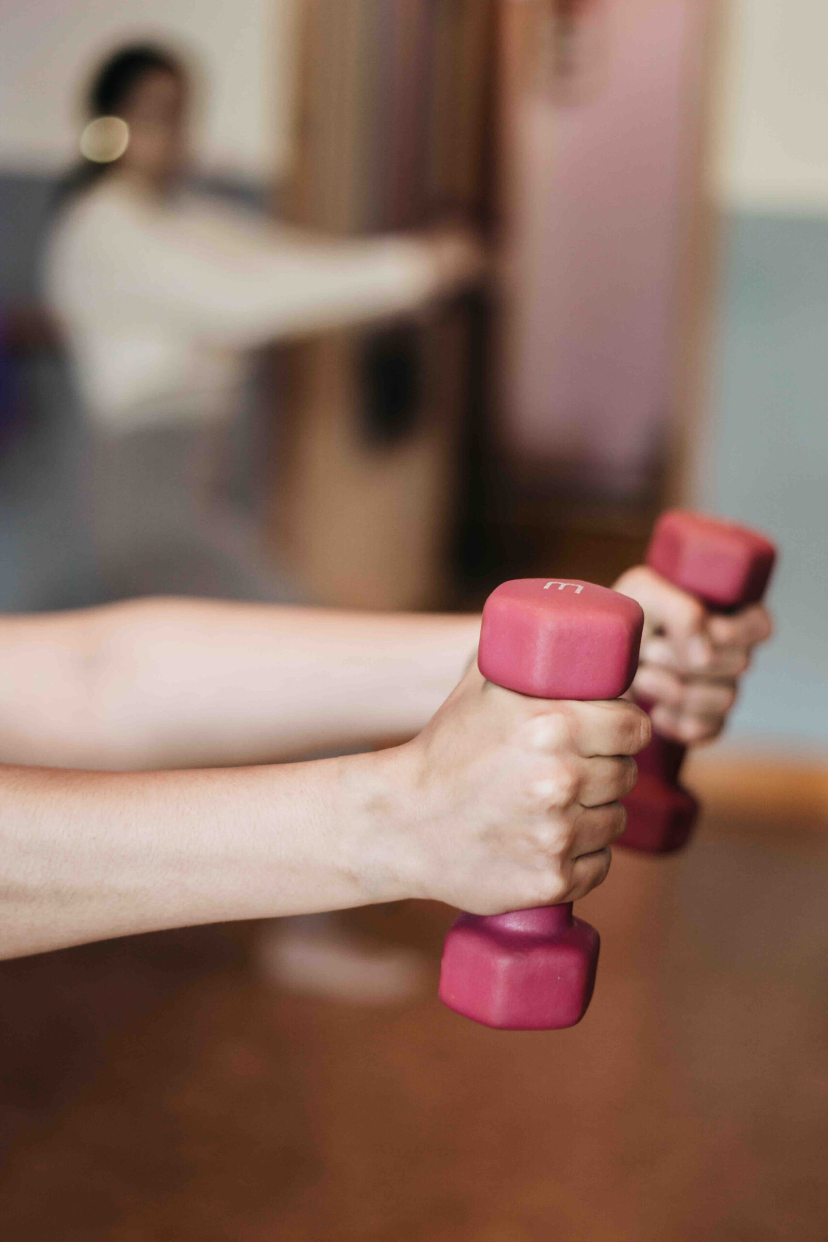 Two small free weights.